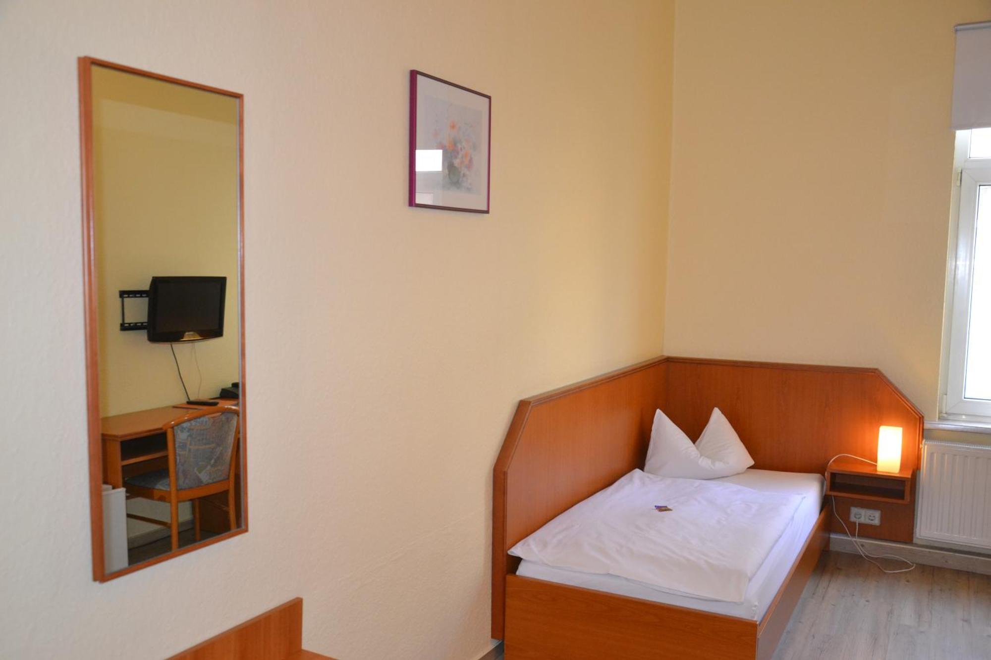 Hotel Thueringer Hof Jena Pokoj fotografie