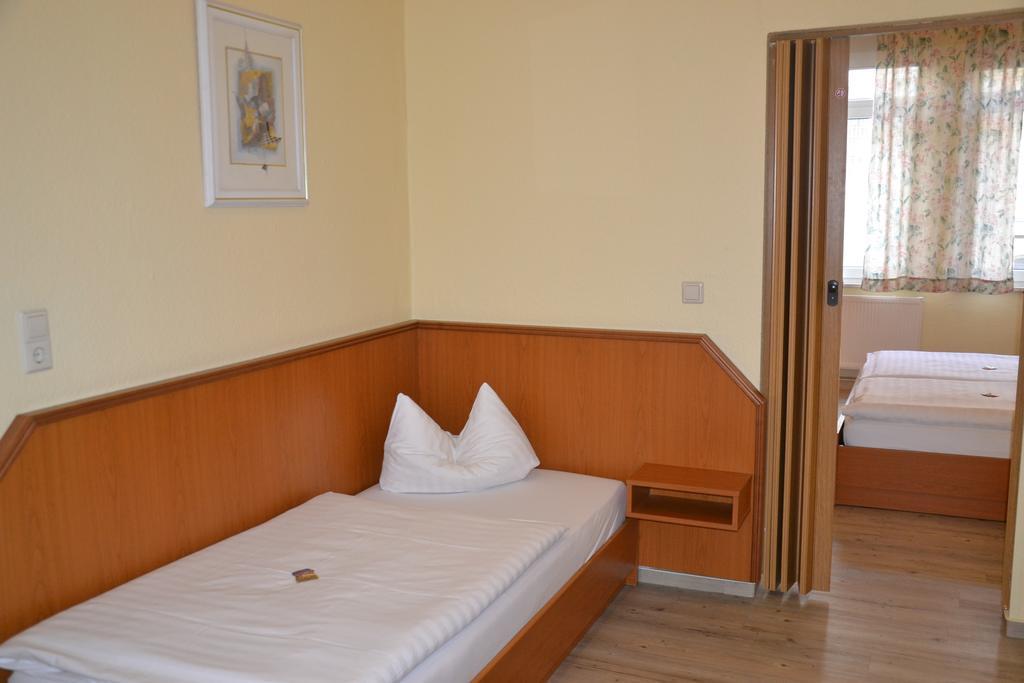 Hotel Thueringer Hof Jena Pokoj fotografie